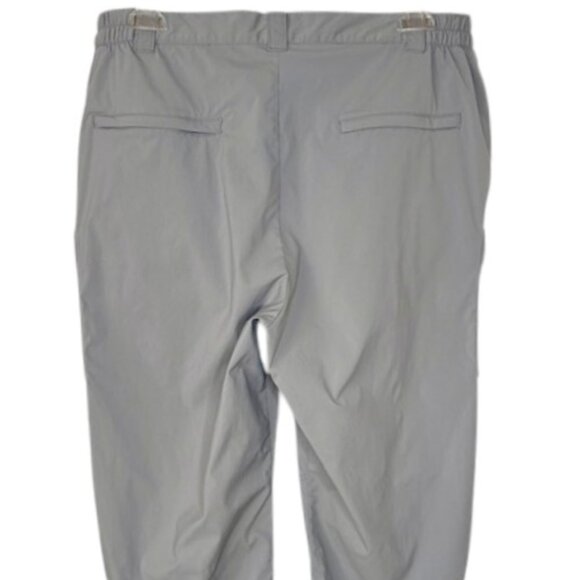 LL Bean Tropicwear Cargo Capris Quick Dry - Frost Gray - L - Picture 5 of 8